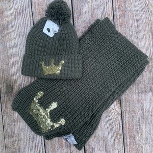 Disney Princess Couture MATCHING HAT SCARF SET!